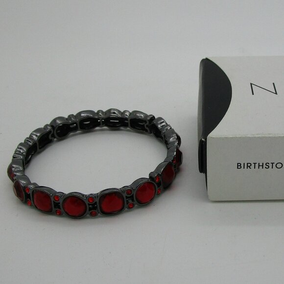 AVON Simulated Birthstone Color Expansion Bracelet - July - Ruby Color - Picture 1 of 3